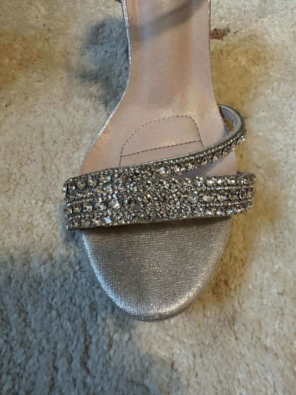 David’s Bridal Women's Silver Rhinestone Ankle-Strap Heels - Size 7 - Picture 3 of 7